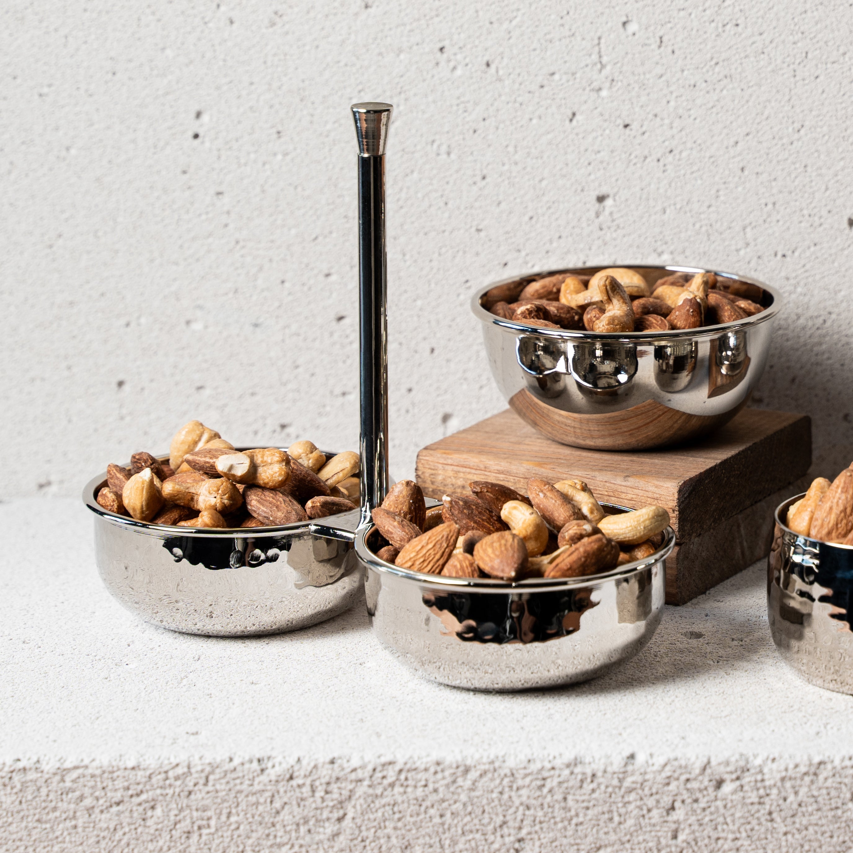 Handcrafted Copper Double Bowl Stand, Color Chrome